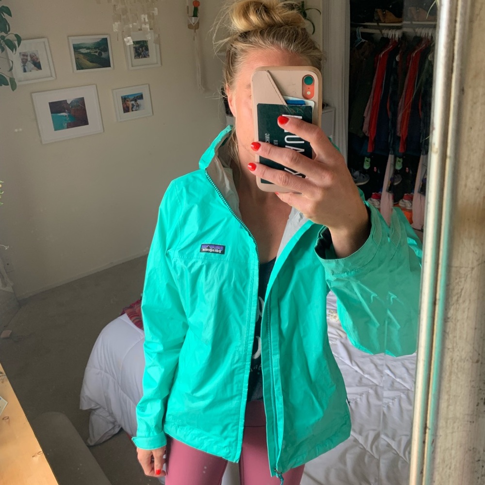 Patagonia Women’s torrent shell (rain) jacket